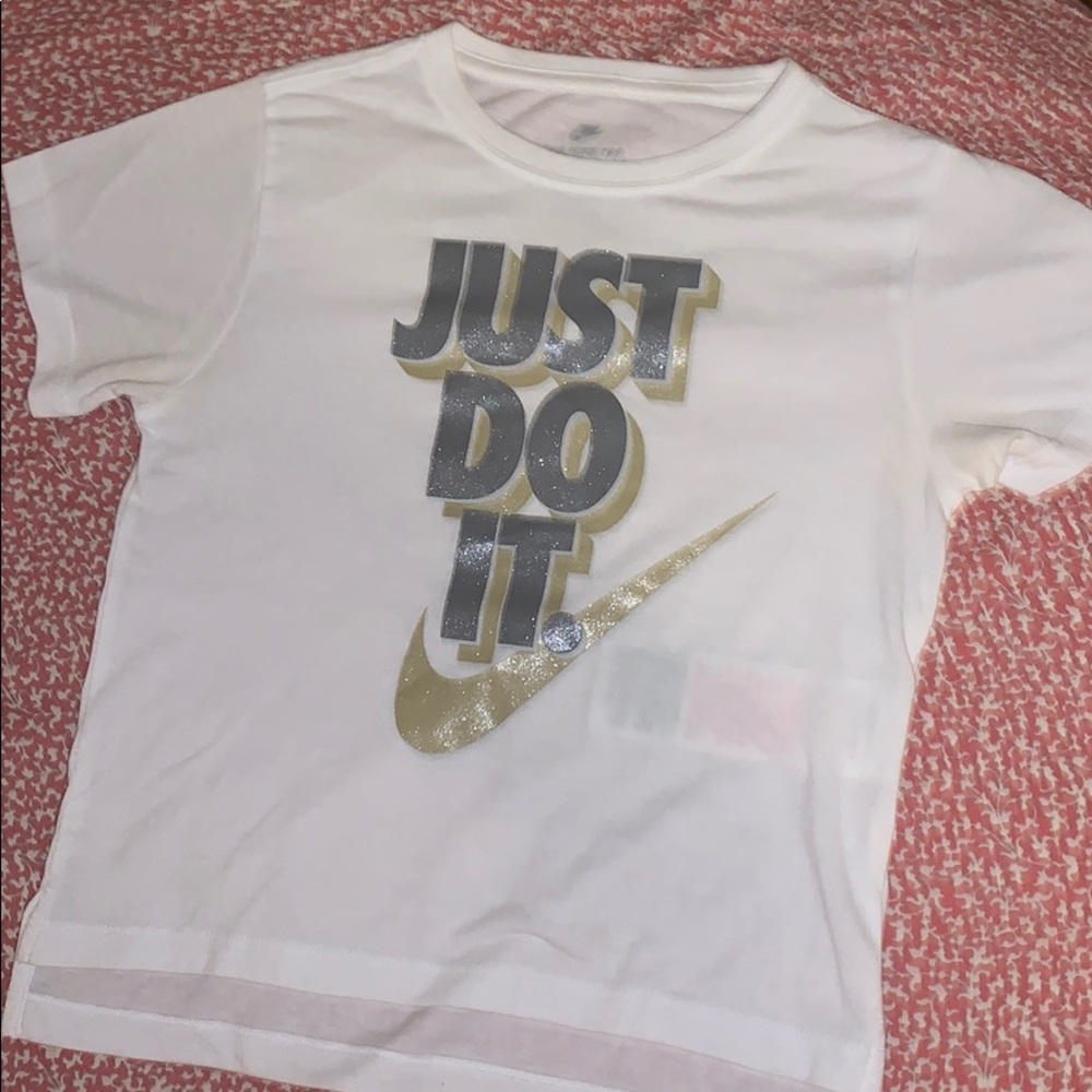 Nike kids shirt